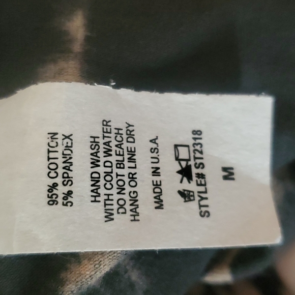 New! Boutique long sleeve - Picture 5 of 5